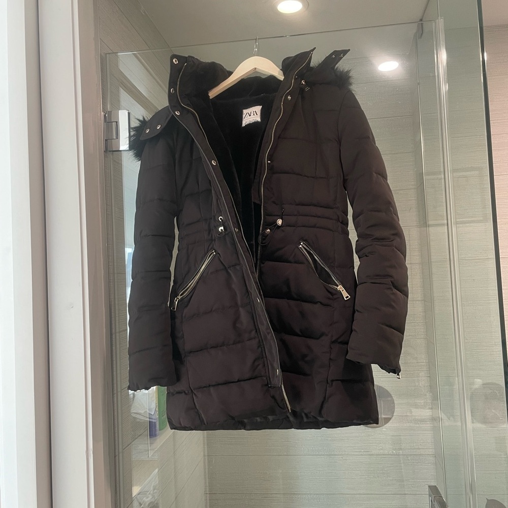 Women's Black Puffer Coat